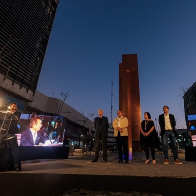 Inauguran la Plaza Luis Barragán en el centro de Guadalajara Centro