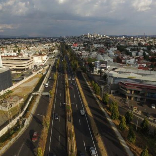 Gobierno de Puebla invierte 3 mmdp en obra pública para las 32 regiones