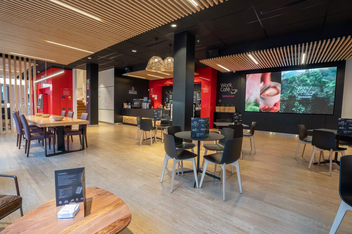 Santander aterriza primer Work Café en la Ciudad de México
