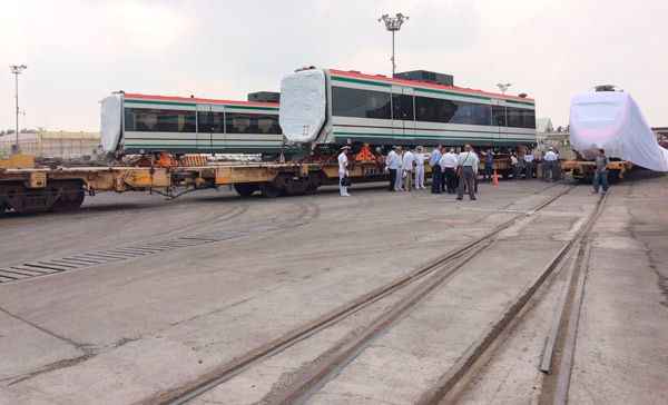 Llega a Veracruz el primer convoy del Tren México-Toluca - 1052734 NpAdvHover