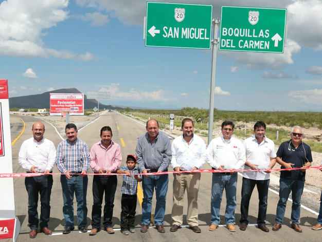 Inician obra de pavimentación en Coahuila