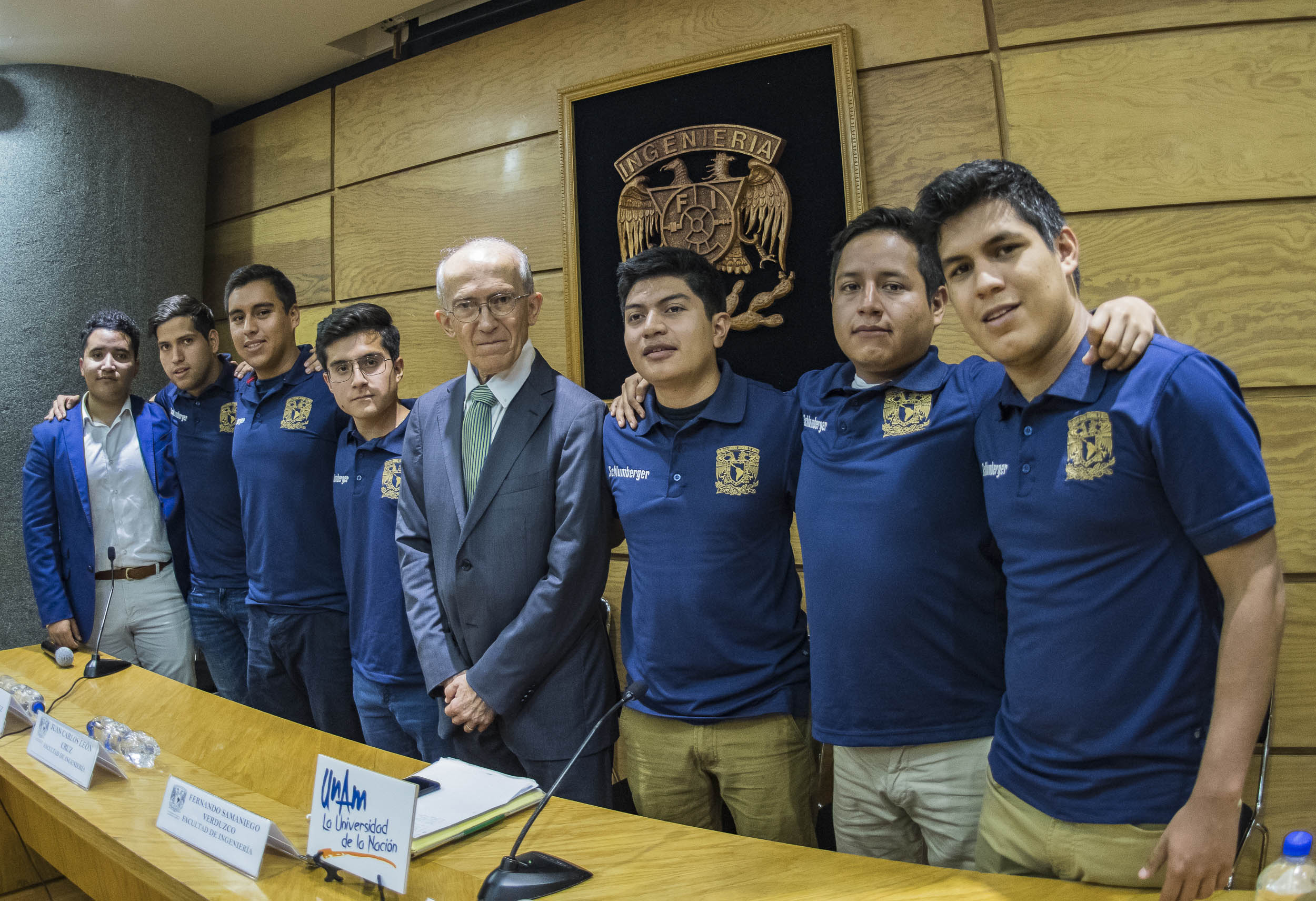 Estudiantes de la UNAM ganan concurso internacional de ingeniería petrolera