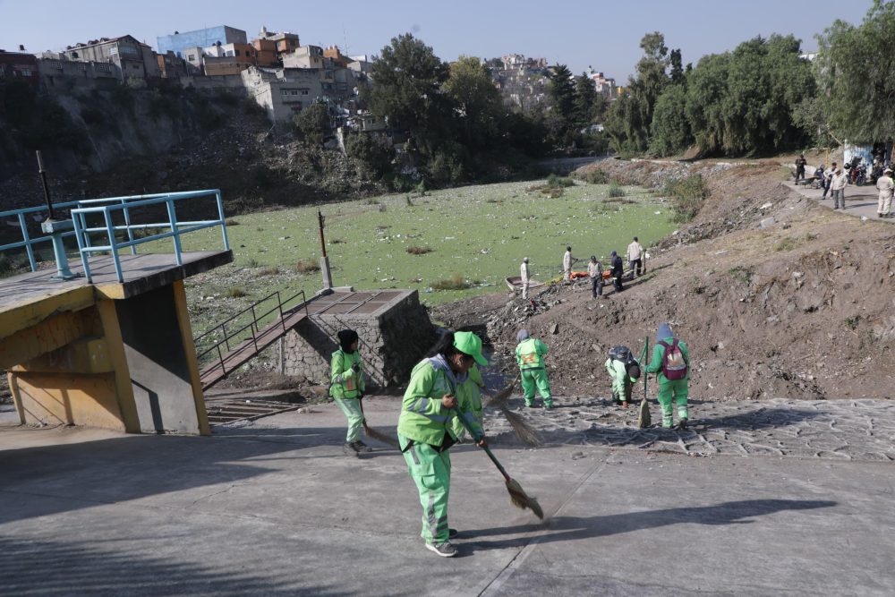 GCDMX trabaja en la recuperación de la Presa Río Becerra