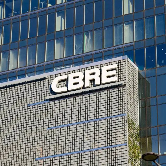 CBRE adquiere Industrious y crea segmento comercial