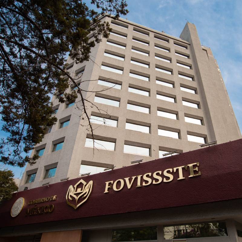 El Fovissste congelará saldos y fijará pagos en pesos para créditos ligados a la UMA como parte de su programa de reestructura
