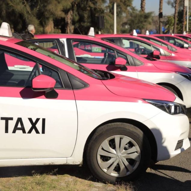 Exhorta Semovi a taxistas a corregir irregularidades