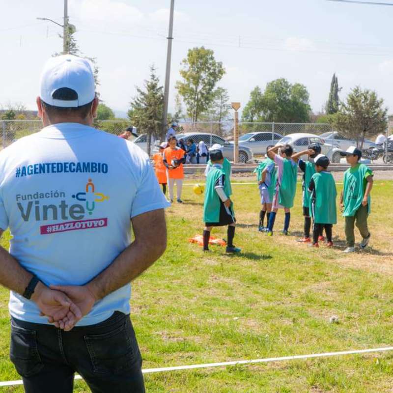 Fundación Vinte imparte talleres de huertos urbanos, compostaje, economía verde y cuidado del agua con niños y jóvenes
