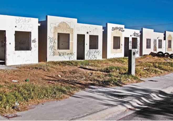 Infonavit Puebla recupera viviendas abandonadas - ABANDONO 2