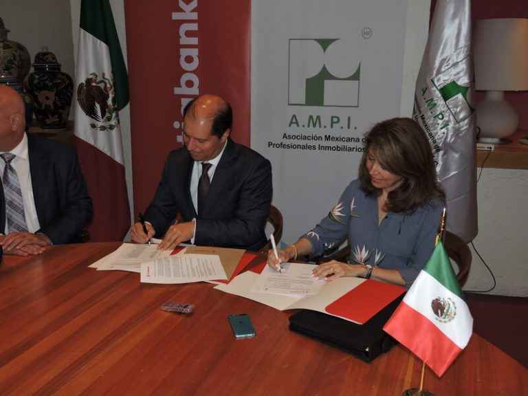 Firman AMPI y Scotiabank convenio de colaboración - - Centro Urbano
