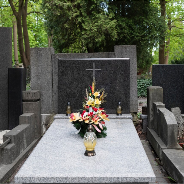 Arte funerario en mármol para honrar la memoria