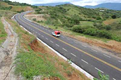 Avanza gobierno federal en materia de infraestructura - Autopista Costa1