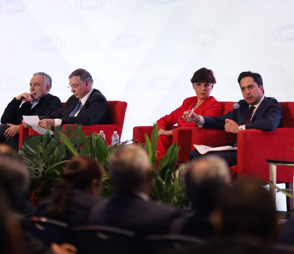 Banca y Afores listas para detonar infraestructura en 2026; piden certidumbre