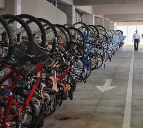 Bicicleta y transporte público pueden transformar la movilidad urbana