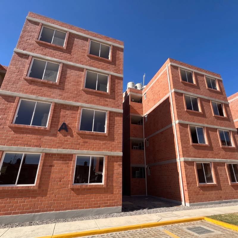 Infonavit fortalece su coordinación con la CFE para dotar de infraestructura eléctrica a más de 107,000 Viviendas del Bienestar