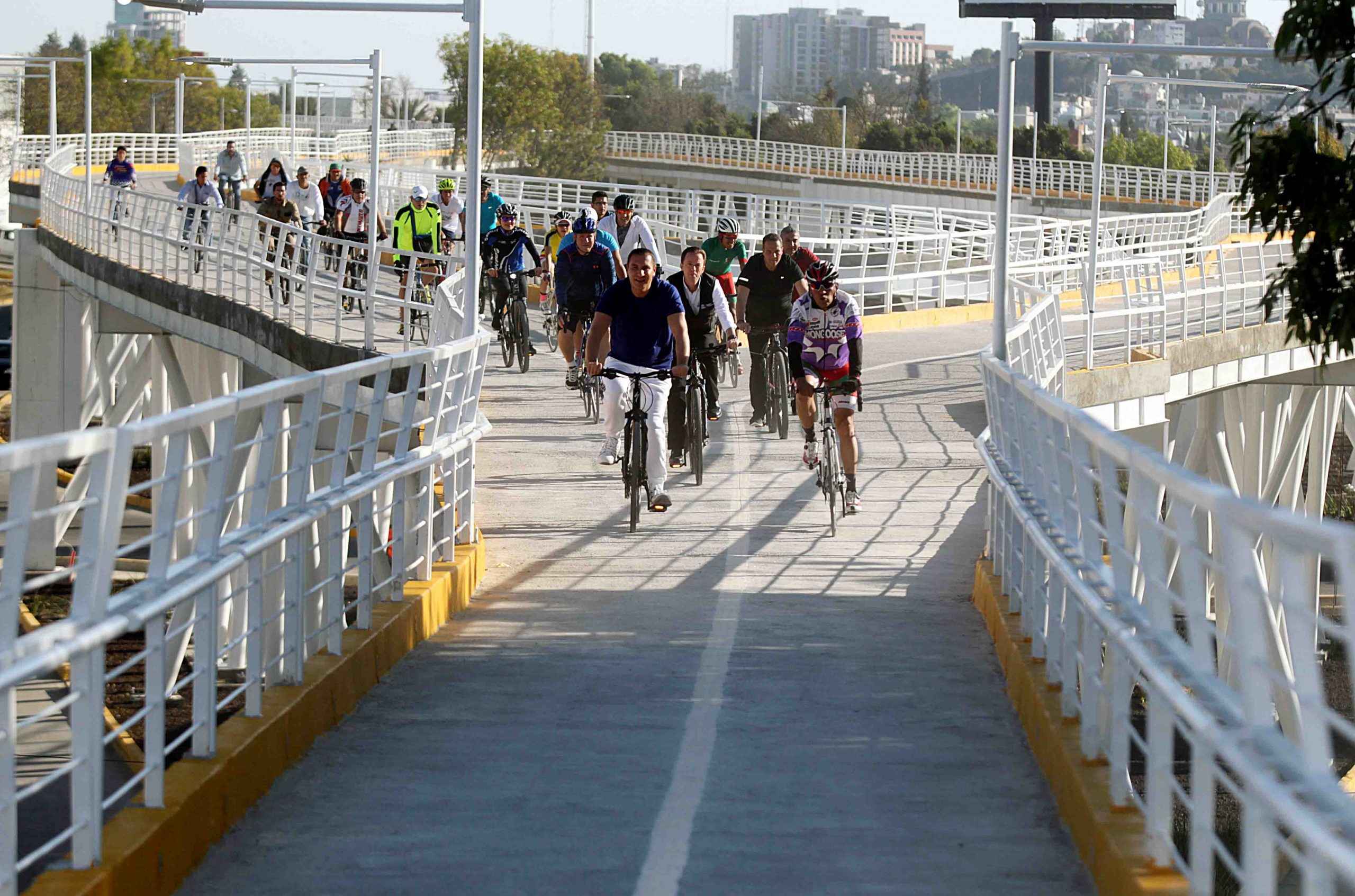 Inauguran ciclopista en Puebla