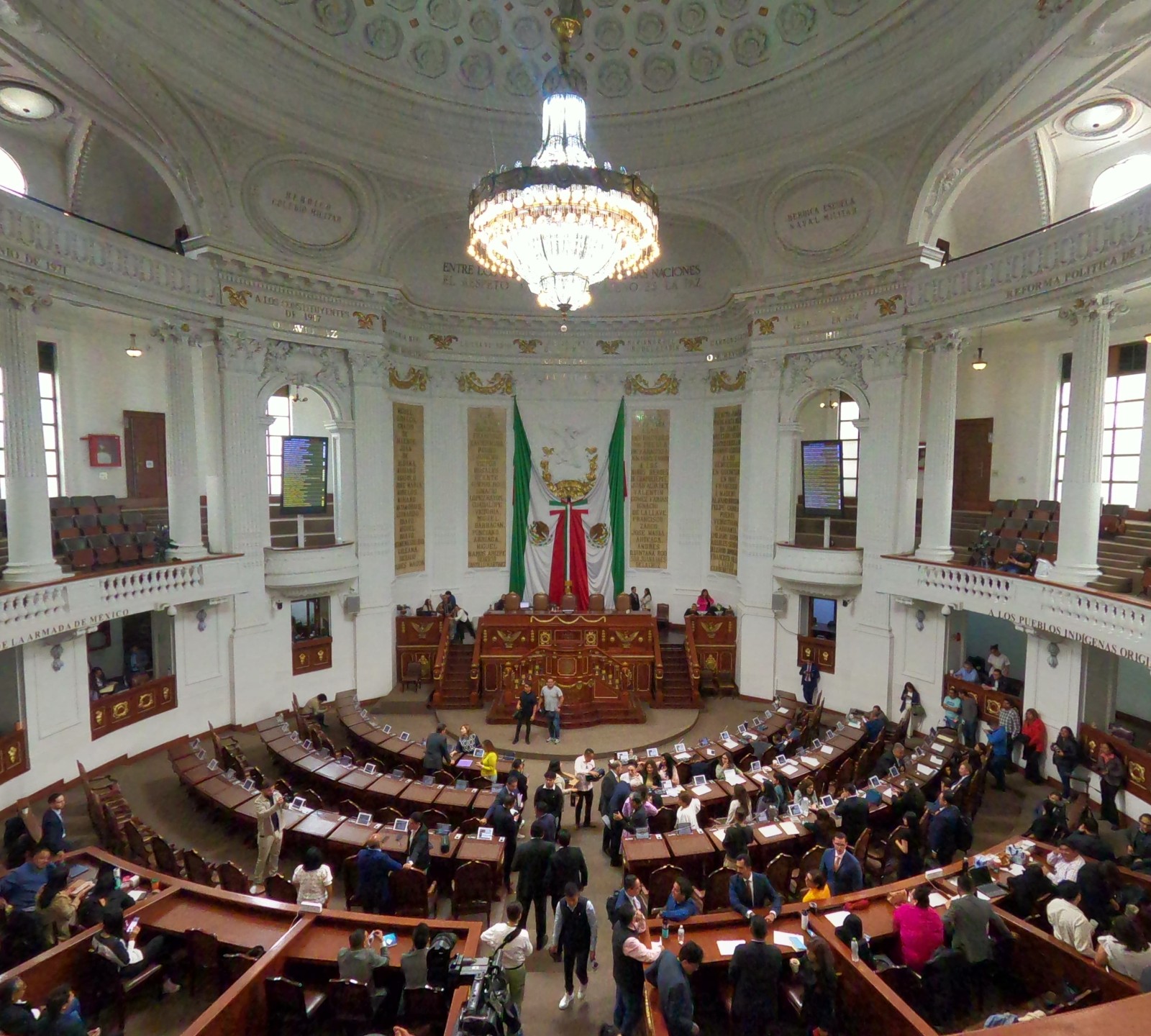 Congreso de CDMX aplaza hasta septiembre discusión sobre tope a rentas