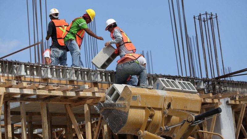 Continúa en picada el sector de la construcción en 2020 - Continúa en picada el sector de la construcción en 2020