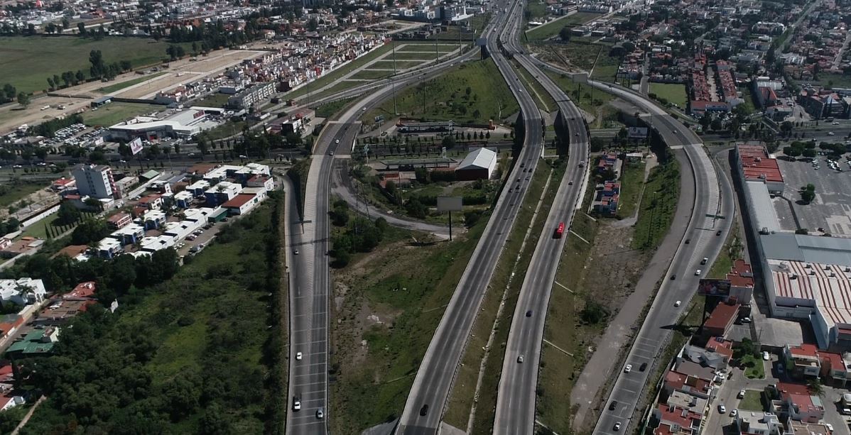 Entregarán todas las carreteras prometidas en Puebla