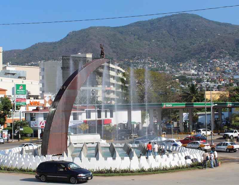 Colocan nueva escultura de la Diana Cazadora en Acapulco - DianaCazadora4