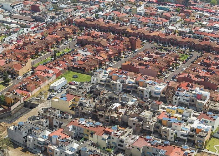 En CDMX se producen 8,000 viviendas al año, pero el déficit alcanza las 700,000