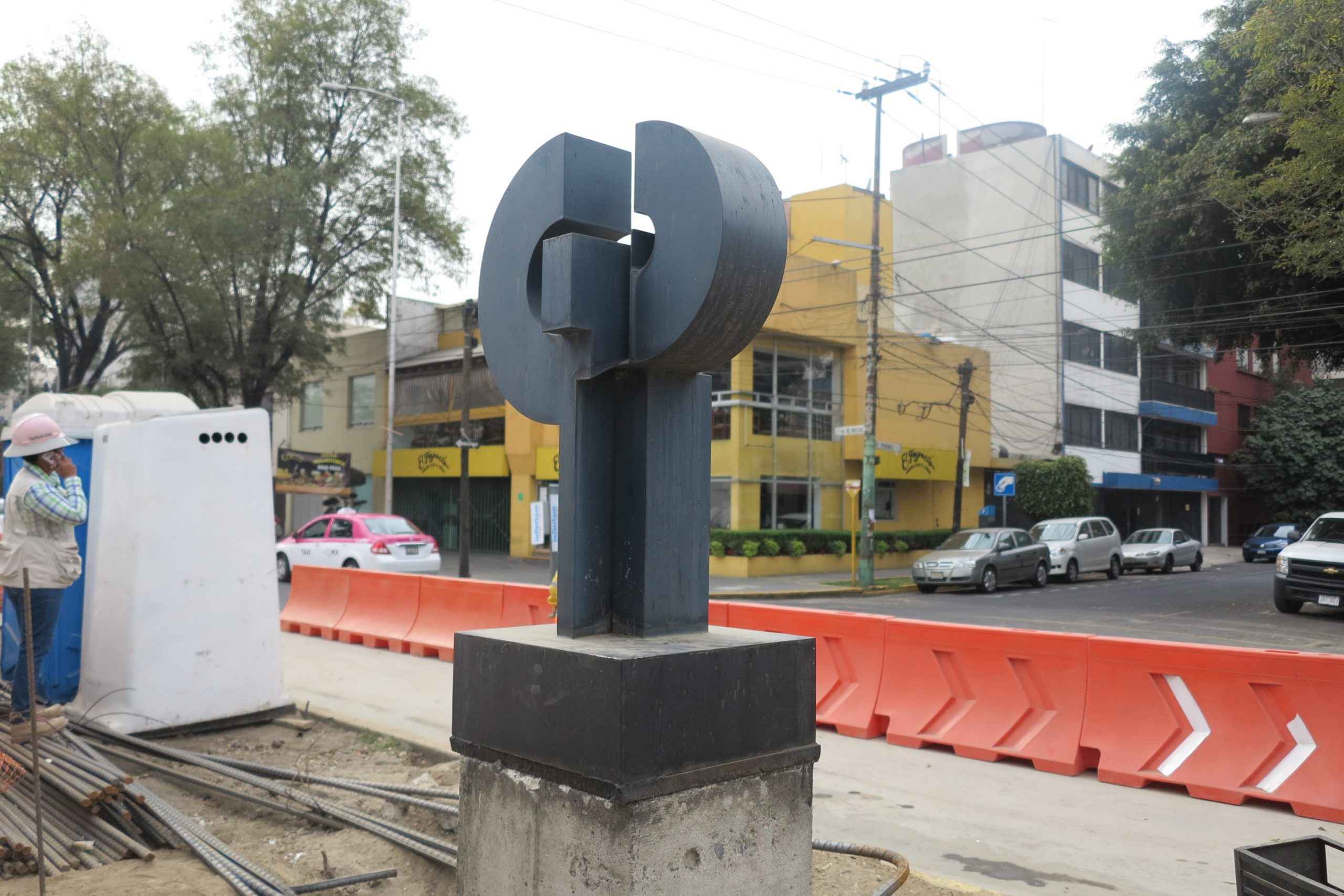 Deprimido en Mixcoac elevará el costo de vivienda - Esculturas Mixcoac 01 scaled