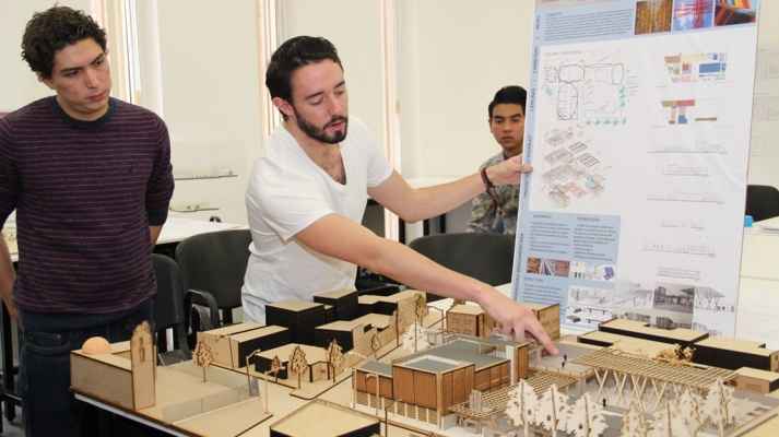 Estudiantes de la Ibero proponen mejoras arquitectónicas a centro comunitario