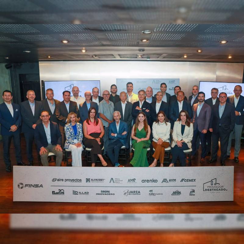 Finsa reconoció a proveedores y proyectos de construcción industrial por su participación en el desarrollo de infraestructura en México.