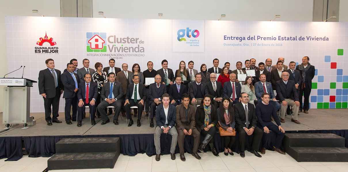 Entregan Premio Estatal de Vivienda de Guanajuato - Foto Participantes Premio Estatal Gto 2