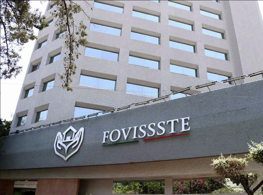 Fovissste incorpora 1,200 notarios a padrón para formalización de créditos