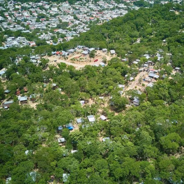 Gobierno Federal va contra asentamientos irregulares en Huatulco