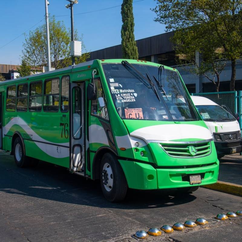 La administración capitalina busca que el aumento en la tarifa del transporte público permita renovar unidades y capacitar a conductores