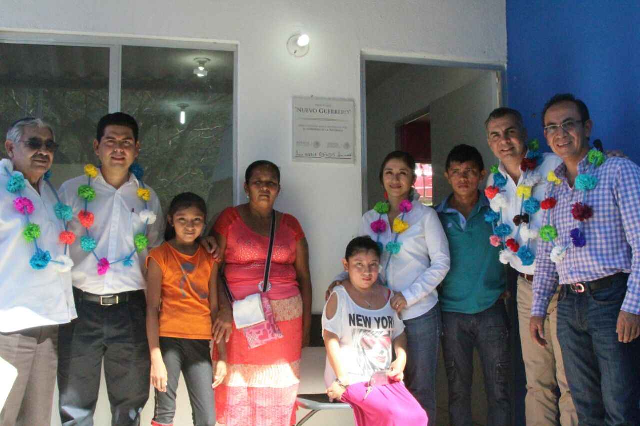 Entrega Sedatu 119 viviendas en Guerrero