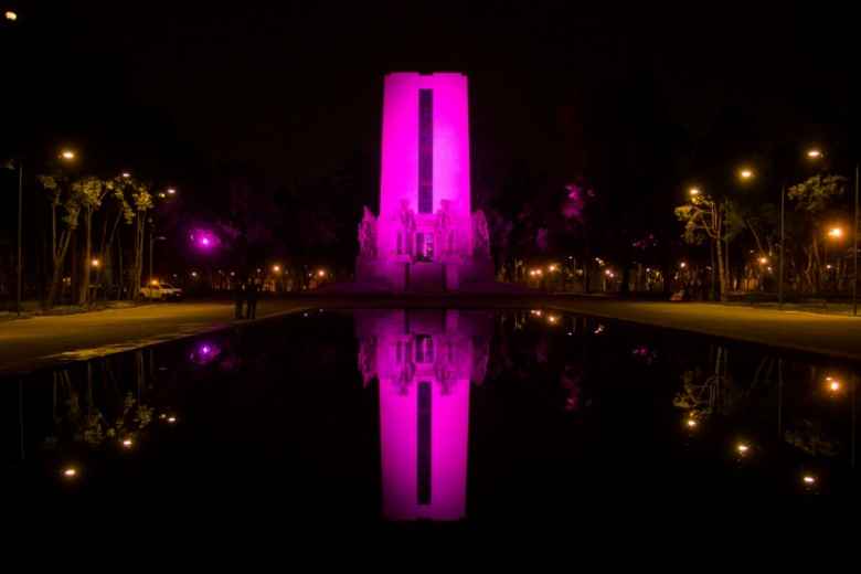 Iluminación arquitectónica envuelve al Monumento de Álvaro Obregón