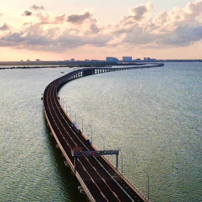 El Puente Nichupté cuenta con 11.2 km y reduce los tiempos de traslado de más de dos horas a solo 10 minutos.