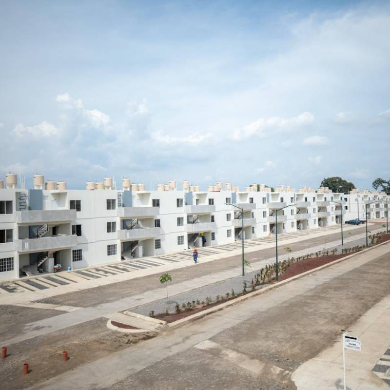Infonavit ya construye 6,000 unidades y prevé sumar casi 8,000 más en los próximos meses, con lo que alcanzará 70% de su objetivo
