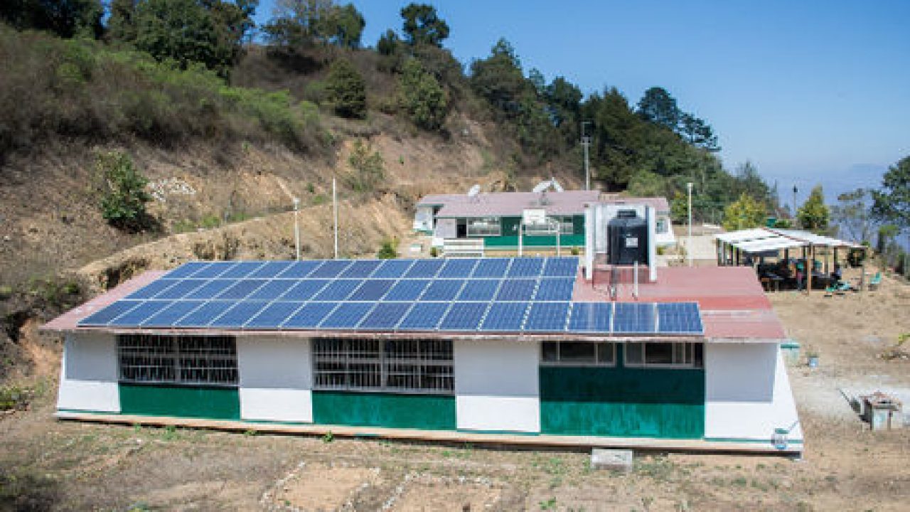 Instalan Paneles Solares En Municipio De Oaxaca Medio Especializado En El Sector Vivienda E Inmobiliario
