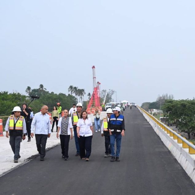 La inversión impulsará obras de movilidad, reconstrucción vial y conectividad portuaria en Veracruz
