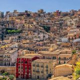 Italia impulsa medidas para recuperar viviendas públicas, ampliar el alquiler asequible y aumentar las plazas de alojamiento para estudiantes