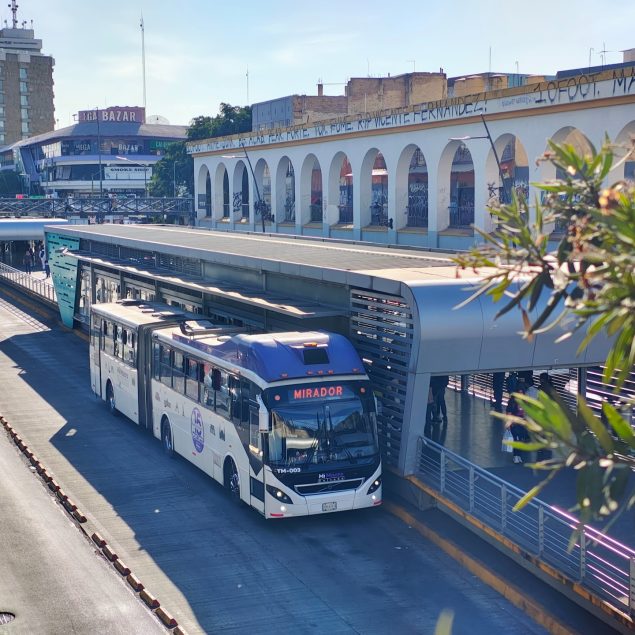 Jalisco digitaliza 275 rutas de transporte público en Google Maps