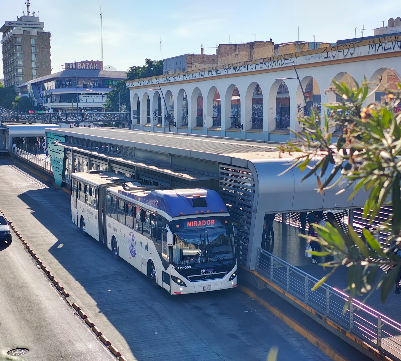 Jalisco digitaliza 275 rutas de transporte público en Google Maps