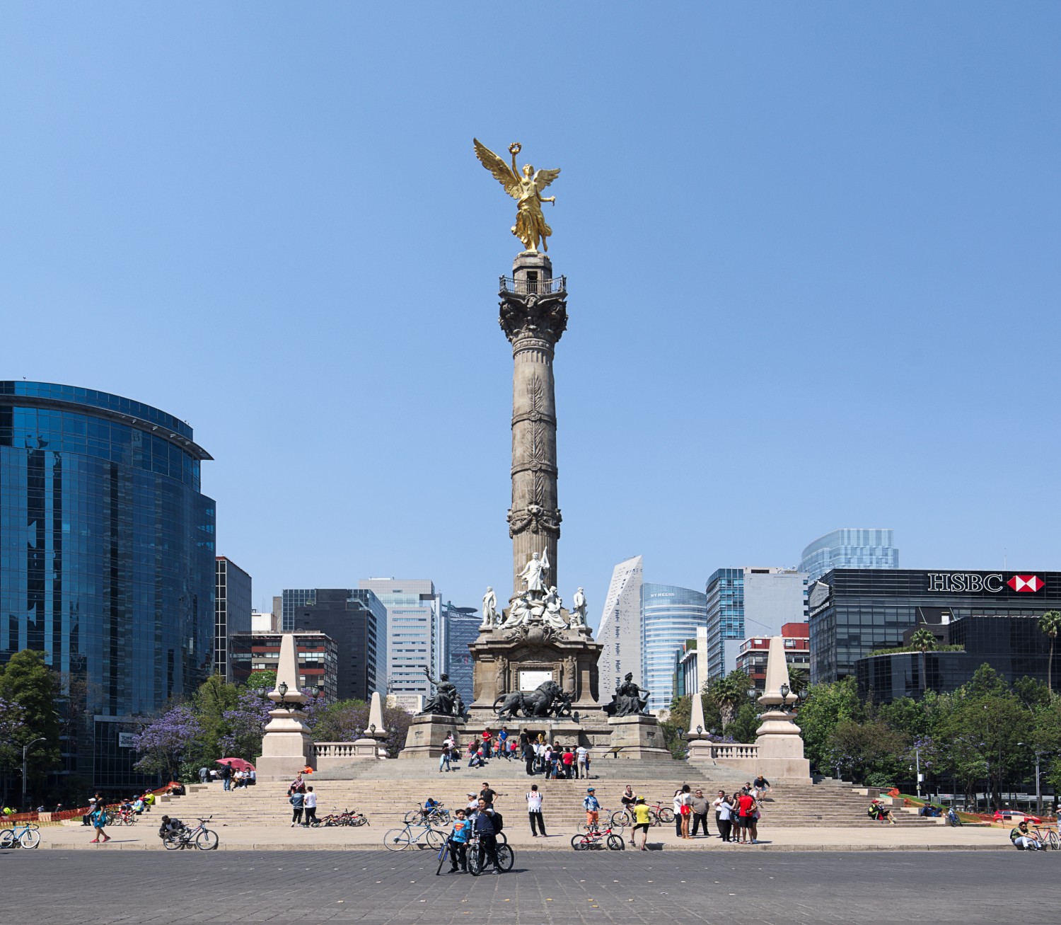 Necesario repensar monumentos en espacio público: IIE-UNAM