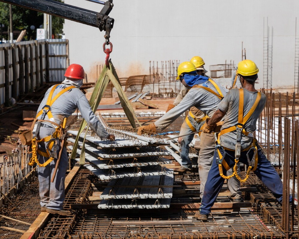 Producción de constructoras crece 10.6% anual, pero se estanca en agosto