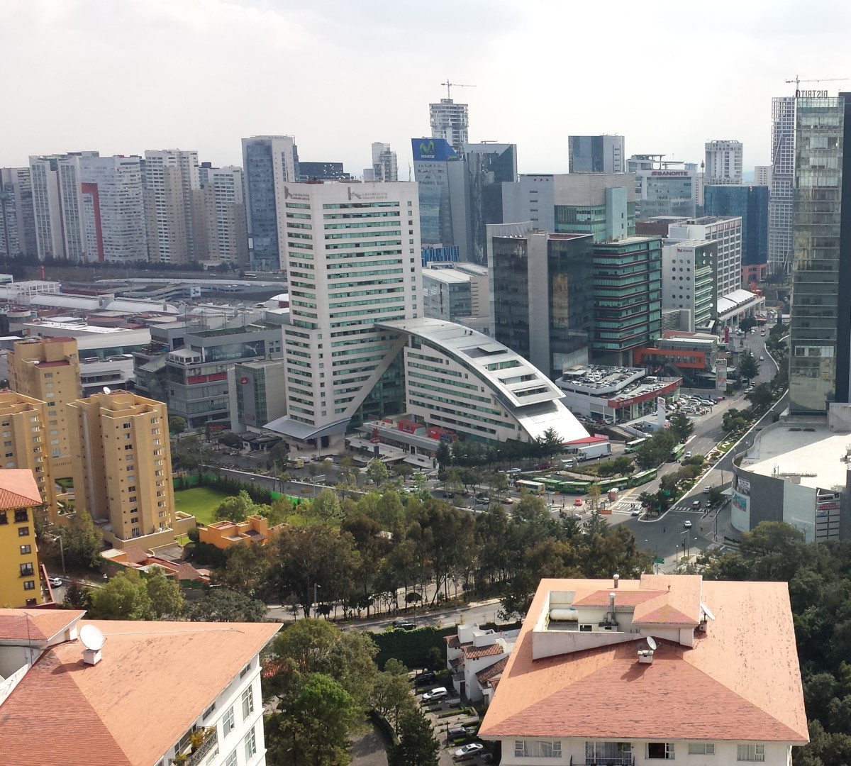 Proyecta Semovi transporte interno en Santa Fe para reducir tráfico