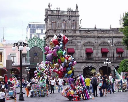 Renovarán INAH y SEDATU Zócalo del centro histórico de Puebla