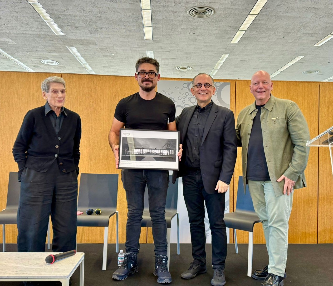 Recibe Sedatu premio MCHA a la arquitectura social