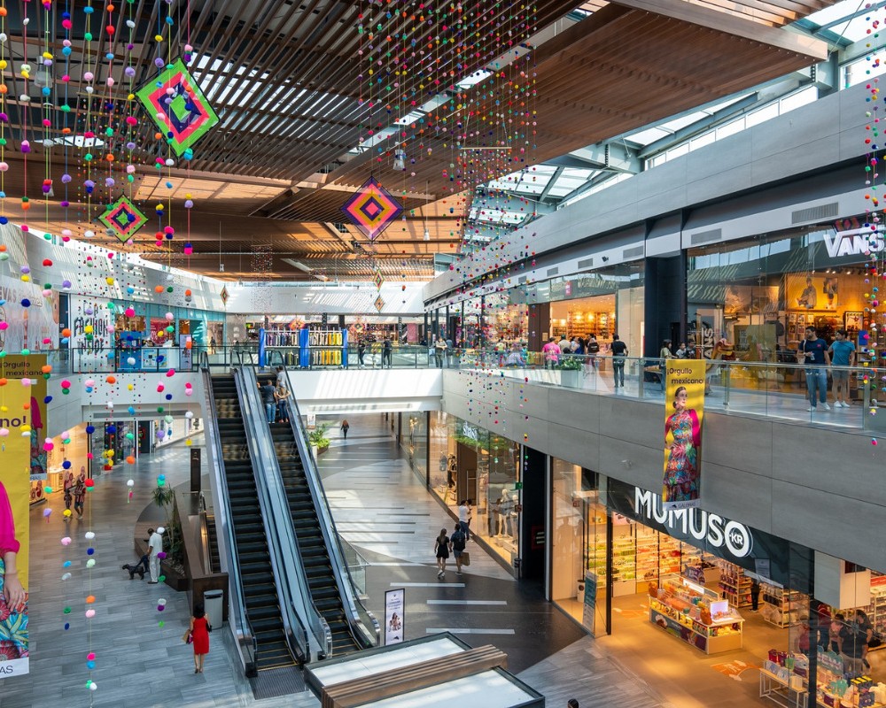 Retail del Bajío mantiene solidez pese a salida de grandes inquilinos