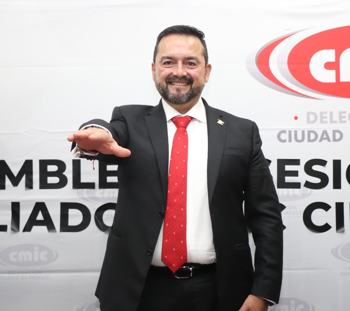 Ricardo González Lomelí, nuevo presidente de la CMIC CDMX