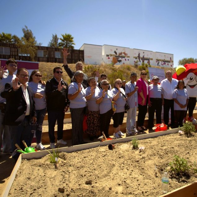 Ruba fortalece la vida comunitaria con huerto urbano en Natura