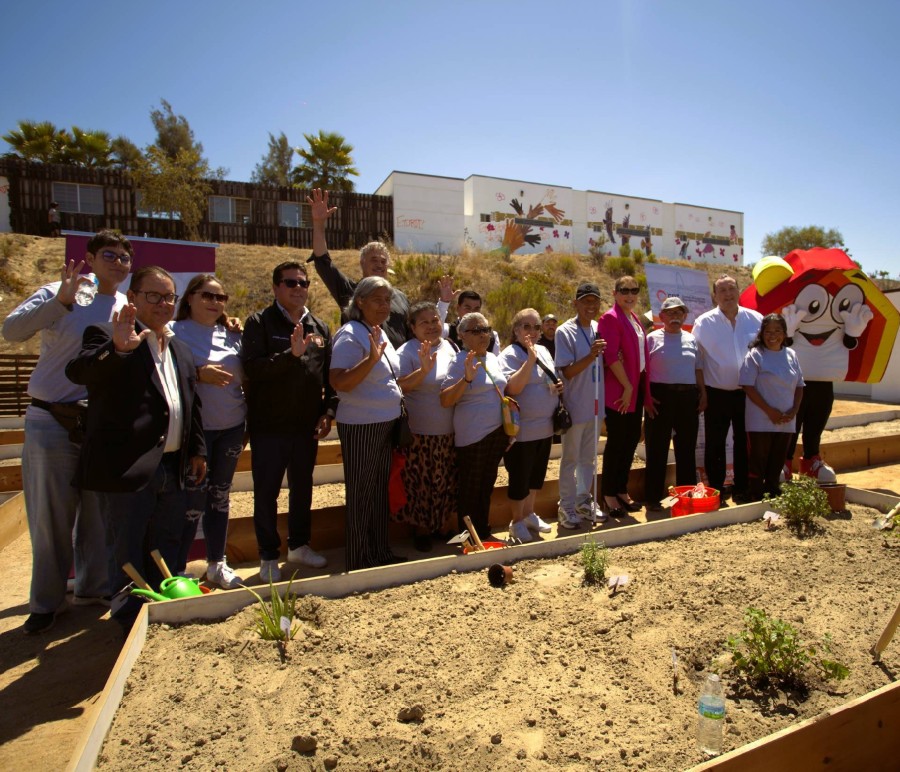 Ruba fortalece la vida comunitaria con huerto urbano en Natura