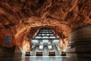 Las cuevas más hermosas del mundo - Solna Centrum Estocolmo